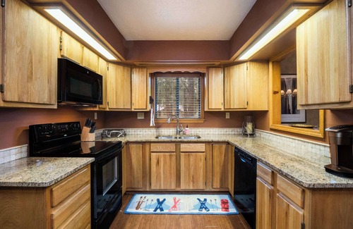 Angel Fire Casa | Conchas Cabin by Velo
