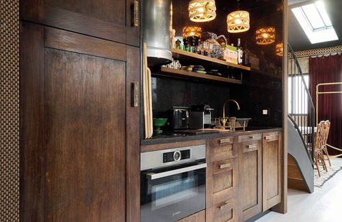 Quartier de la Place-Vendome Apartamento | Concorde & Louvre design loft w/ 2-bedroom, WiFi, AC.