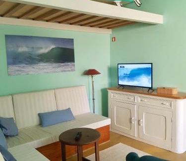 Vila do Conde Casa | Conde Surf Camp - junto ao mar - entire pvt house