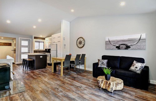 Stoneham Apartamento | Condo 10 Chemin des Alpages by Les Chalets Alpins