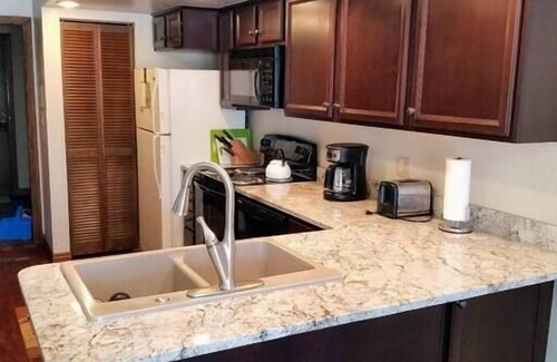 Brian Head Apartamento | Condo 108, Wifi, Community Pool, Jacuzzi, Lounge,