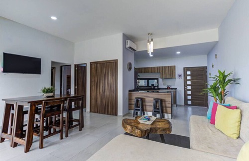 La Cruz de Huanacaxtle Condominio | Condo 2BD con alberca en roof!