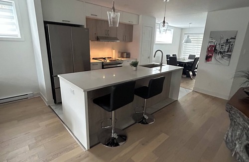Longueuil Condominio | Condo 6 1/2 à Longueuil Près du Pont Jacques-cartier
