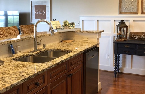 Dadeville Condominio | CONDO at The Village - Lake Martin