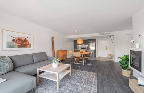 Beaupre Condominio | Condo des Neiges. Vue Imprenable sur la Montagne, Piscine Intérieure