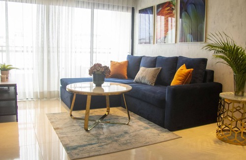 Evaristo Morales Apartamento | Condo-hotel🏢Pet Friendly🐶Pool&Gym⛱Lobby Staff 24/7