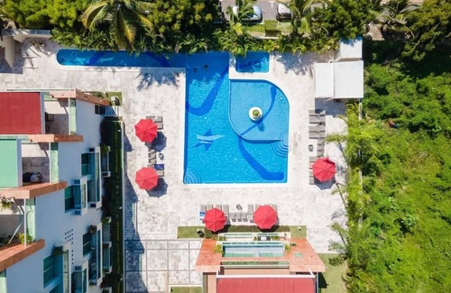 Nuevo Vallarta Hotel | CONDO IKARIA by TRVL2HM