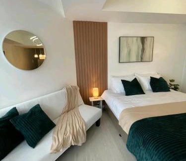 Bacolor Apartamento | Condo in Azure North Pampanga