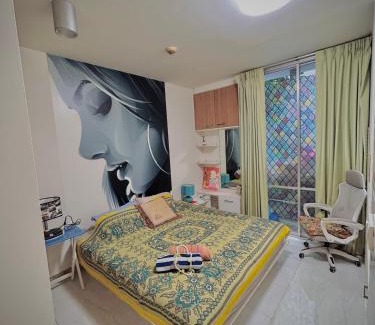 Suan Luang Apartamento | Condo In Bangkok With Pool and Garden