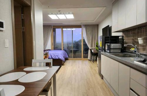 Clark Freeport Apartamento | Condo in Clark Pampanga beside Hilton Hotel and Casino