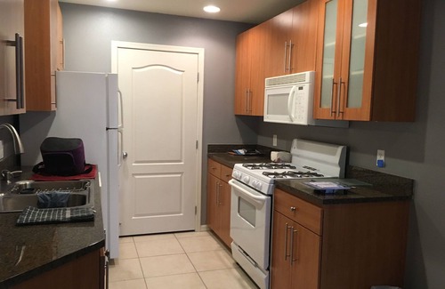 Desert View Village Condominio | Desert Haven en excelente ubicación! Cerca de todo!