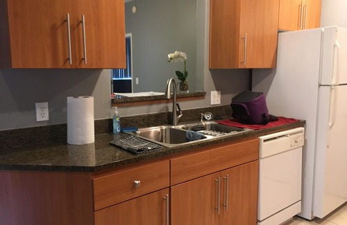 Desert View Village Condominio | Desert Haven en excelente ubicación! Cerca de todo!