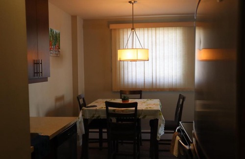 Winnipeg Apartamento | Condo in the Heart of Osborne