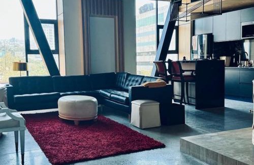 Avenida Revolución Apartamento | Condo Magico en Revolucion TJ