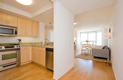 Little Saigon Condominio | Condo near Hayes Valley with R/T Deck & Parking -San Francisco Life Real Estate