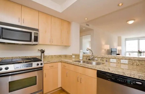 Little Saigon Condominio | Condo near Hayes Valley with R/T Deck & Parking -San Francisco Life Real Estate