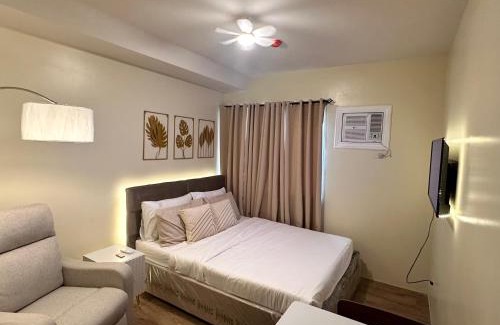 Binan City Apartamento | Condo near Nuvali Laguna Technopark St Benedict Church