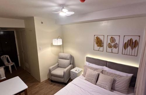 Binan City Apartamento | Condo near Nuvali Laguna Technopark St Benedict Church