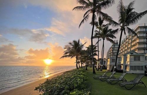Punaluu Casa | Condo on Beach with AC