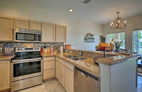 Laguna Vista Condominio | NUEVO-Condo w / Deck en South Padre Island Golf Course