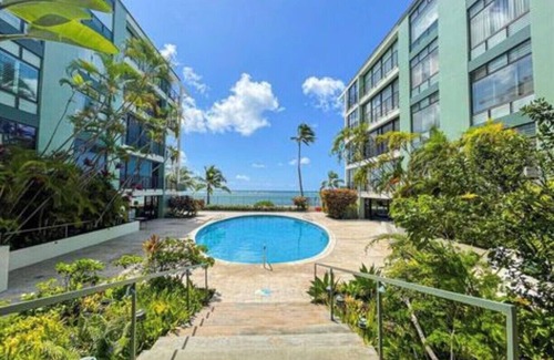 Kuliouou - Kalani Iki Condominio | Condo on the Beach (Kahala) 1 bedroom "March & April" ***Special Rates***
