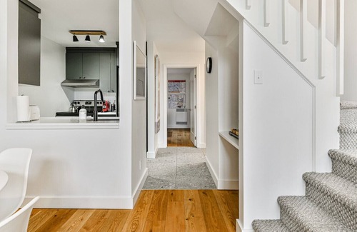 Mont-Tremblant Condominio | Condo Overlooking Mont-Tremblant & Lake