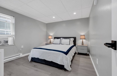 Seaside Heights Condominio | Condo Steps from the Beach & Boardwalk in Seaside