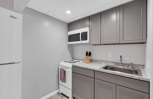 Seaside Heights Condominio | Condo Steps from the Beach & Boardwalk in Seaside