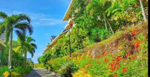Yapak Apartamento | Condo Unit in Alta Vista de Boracay Hotel