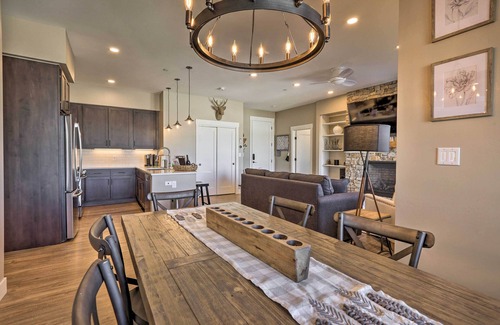 Winter Park Condominio | ¡NUEVO! Condominio con vista, 1 cuadra a Main St, 4 millas al esquí