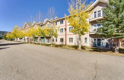 Angel Fire Apartamento | Condo with Balcony More Than 2 Mi to Angel Fire Resort!