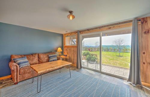 East Burke Apartamento | Condo with Bike Lockers and Maintenance Access!