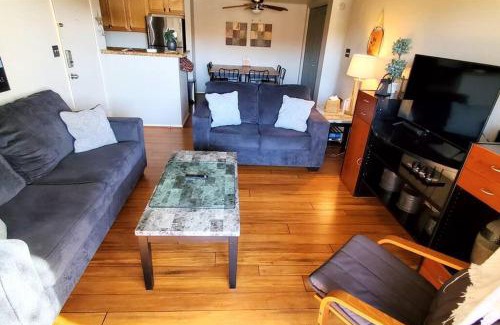 Glendale Casa | Condo with Heated Pool, Hot Tub, Near Walking Paths