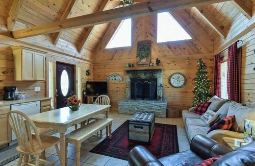 Branson Cedars Apartamento | Condo with kitchen, near Table Rock Lake