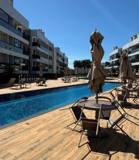 Cachoeira do Bom Jesus Apartamento | Condomínio Resort, Praia e Conforto em Floripa