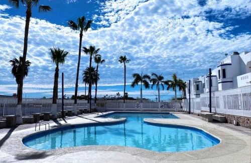 San Carlos Casa | Condominio 303 Loma Bonita, enfrente de la alberca!