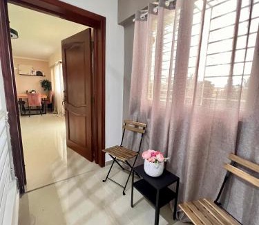 Vista Hermosa Apartamento | Condominio Emilia