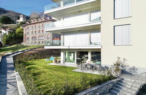 Menaggio Apartamento | Condominio Modern House