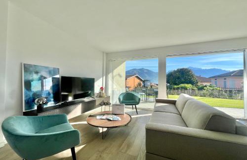 Menaggio Apartamento | Condominio Modern House