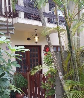 Praia da Enseada Apartamento | Condominio Via Marina