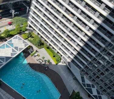Highway Hills Apartamento | Condominium Fame Residence