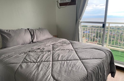 Davao Apartamento | VERDON PARC CONDO W 2 BALCONIES WITH DIFRERENT VIES TO OFFER