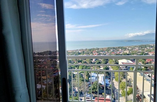 Davao Apartamento | VERDON PARC CONDO W 2 BALCONIES WITH DIFRERENT VIES TO OFFER