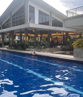 Davao Apartamento | Condominium luxury with balcon ocean breeze