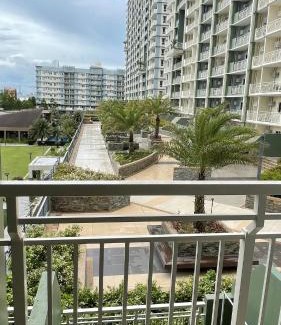 Davao Apartamento | Condominium luxury with balcon ocean breeze