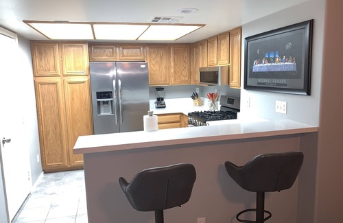 Las Vegas Condominio | Condominium near to strip and New Raiders Stadium!
