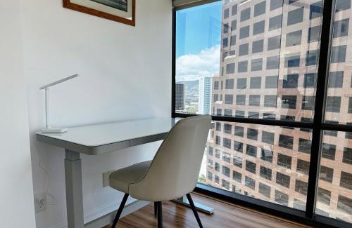 Downtown Honolulu Apartamento | Condotel with Free Parking Wifi Central AC