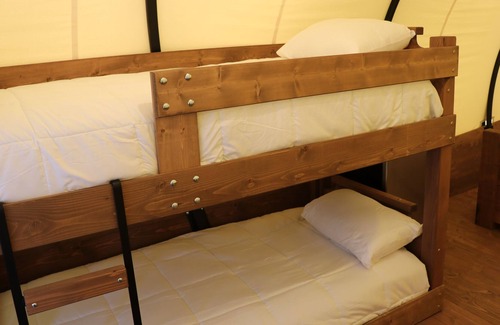 Shreveport Cabina | Conestoga Glamping Wagon w/ Patio, Fire Pit & Grill overlooking Wildlife Reserve