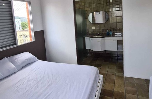 Parque Enseada Apartamento | Confortável cobertura com piscina privativa
