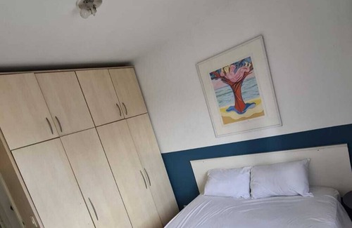 Parque Enseada Apartamento | Confortável cobertura com piscina privativa